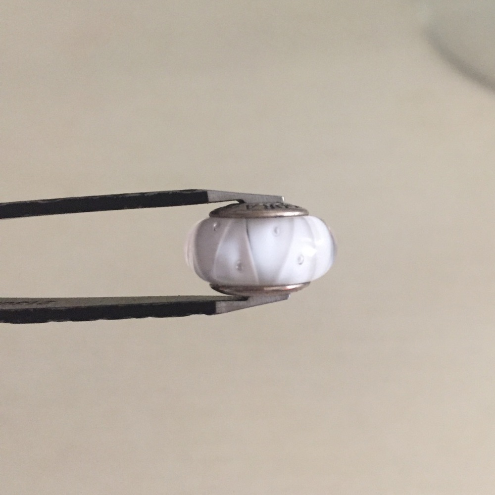 PANDORA Murano Looking Glass Charm